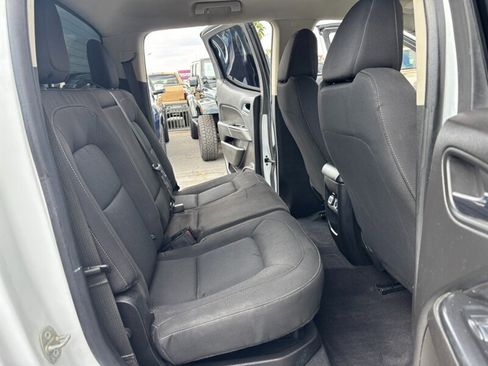 Used 2019 Chevrolet Colorado LT w/ LT Convenience Package RWD image 13