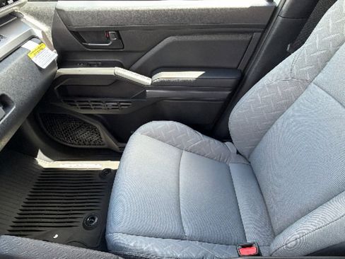 New 2026 Toyota Tacoma SR5 AWD/4WD image 12