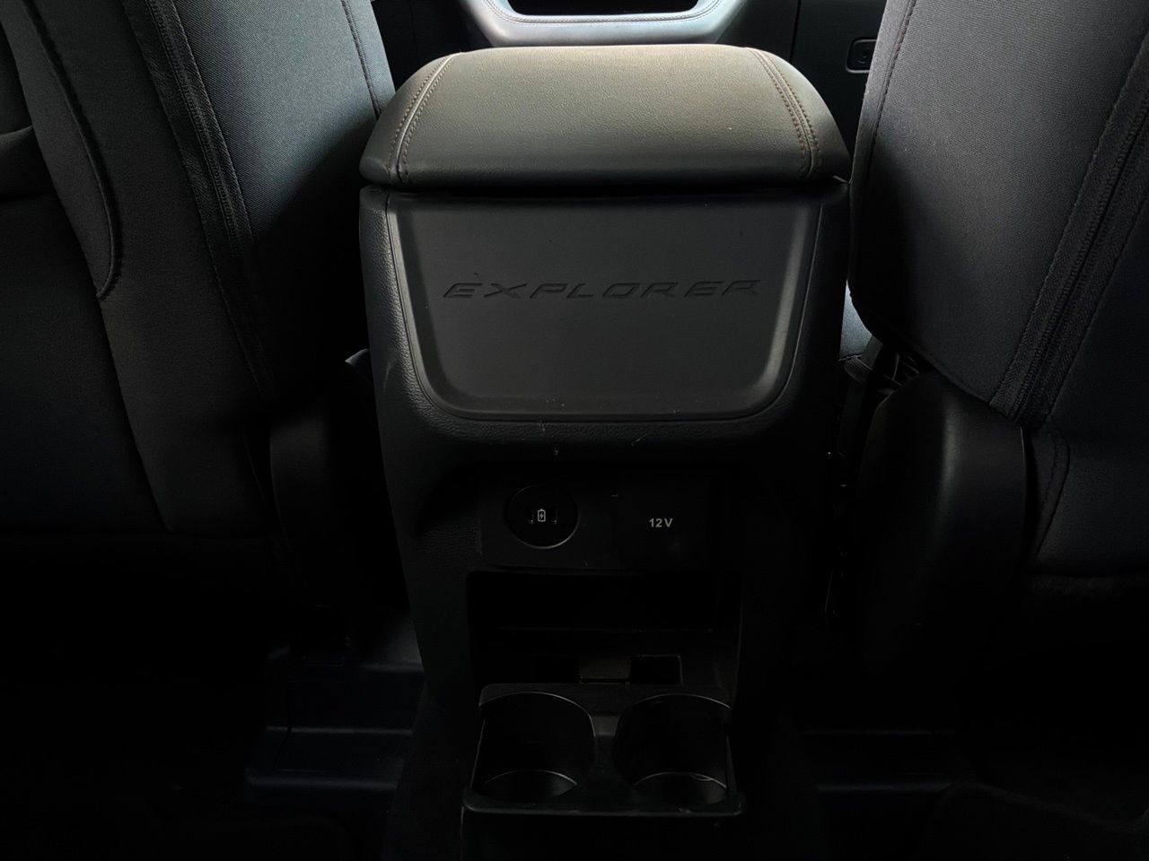 Used 2026 Ford Explorer Active RWD image 14