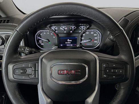 Used 2022 GMC Sierra 1500 Elevation w/ LPO, Elevation Black Package image 12