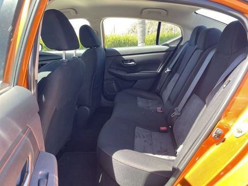 Used 2024 Nissan Sentra SR FWD image 23