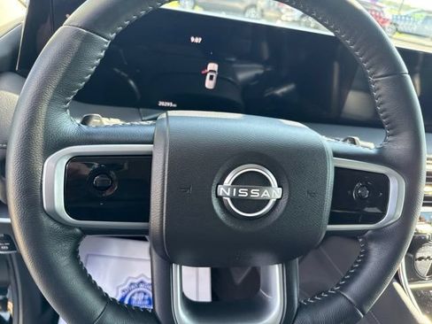 Used 2025 Nissan Armada SV AWD/4WD image 15