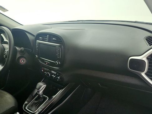 Used 2022 Kia Soul LX w/ Technology Package FWD image 28
