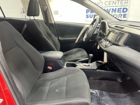 Used 2014 Toyota RAV4 XLE AWD/4WD image 24
