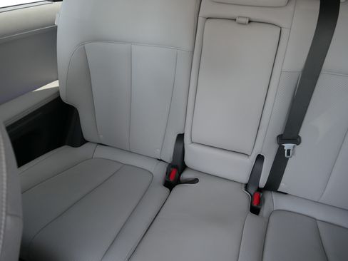 Certified 2024 Hyundai Ioniq 5 Limited AWD/4WD image 12