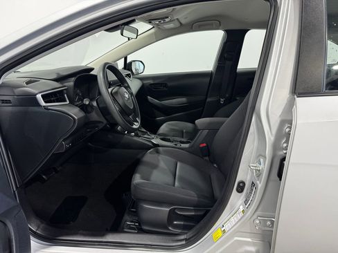 Used 2023 Toyota Corolla LE FWD image 14