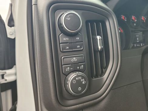 Used 2022 Chevrolet Silverado 1500 Custom Trail Boss image 17