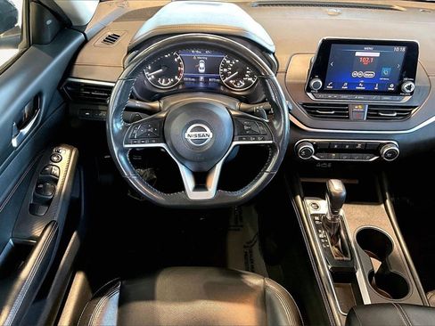 Used 2022 Nissan Altima 2.5 SR image 5