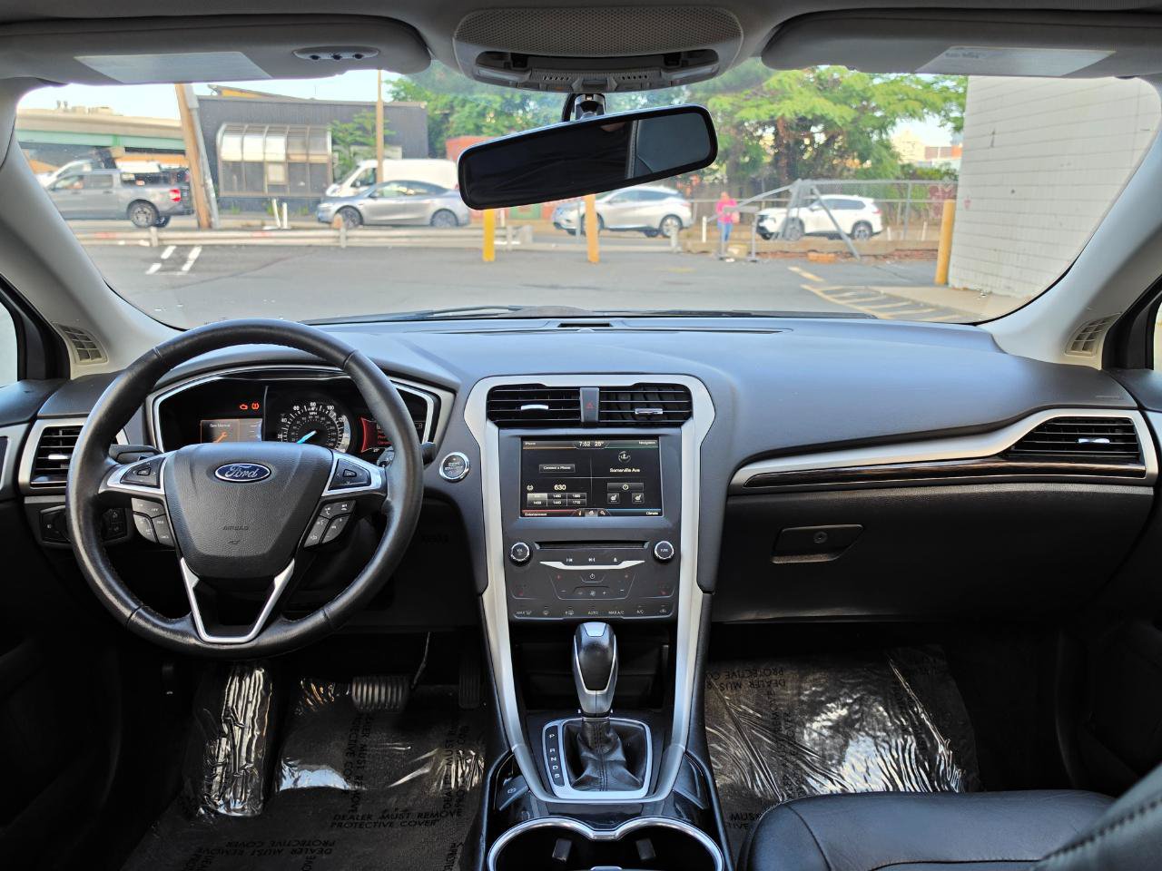 Used 2015 Ford Fusion SE w/ Equipment Group 202A AWD/4WD image 14