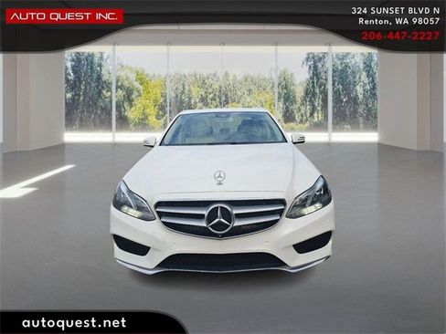 Used 2016 Mercedes-Benz E 350 Sedan w/ Premium Package image 2