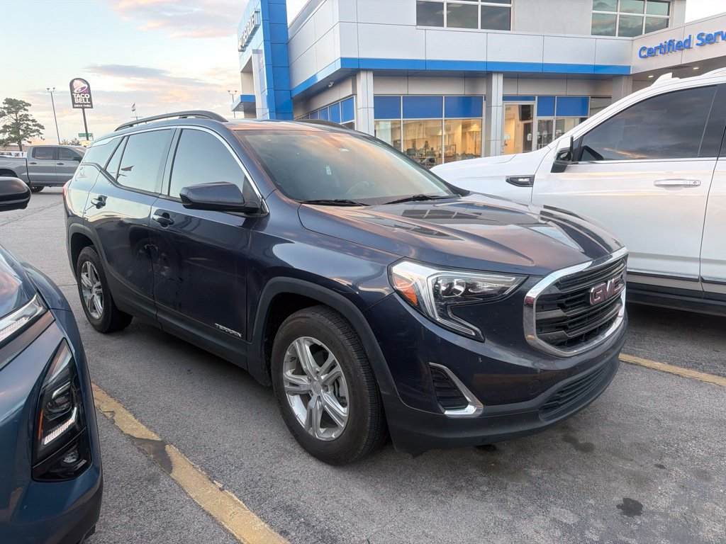 Used 2019 GMC Terrain SLE w/ Driver Convenience Package FWD image 1