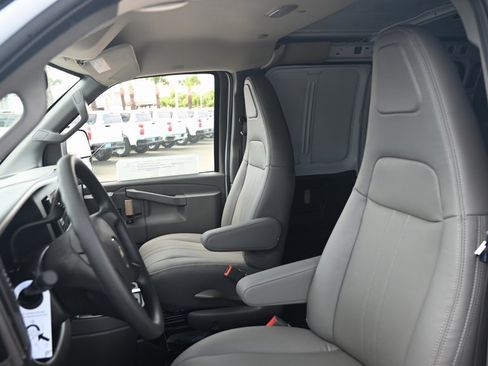 New 2024 Chevrolet Express 2500 Extended w/ Driver Convenience Package image 13