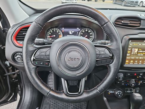 Used 2022 Jeep Renegade Trailhawk w/ Sun/Sound Group image 19