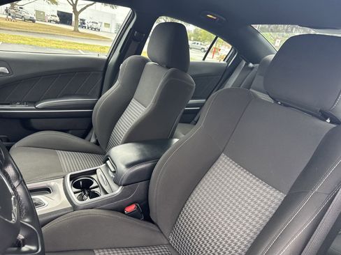 Used 2022 Dodge Charger GT image 14