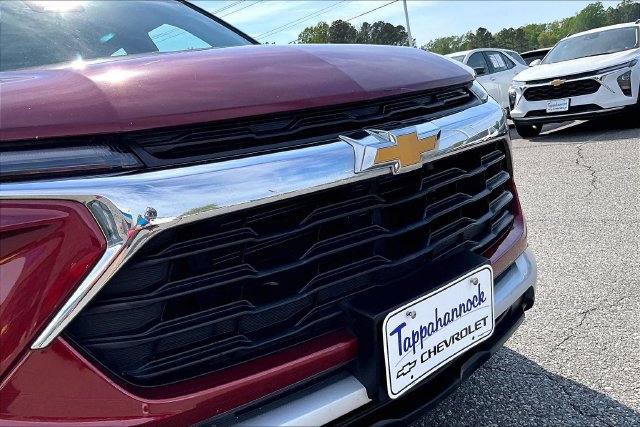 Used 2025 Chevrolet TrailBlazer LT AWD/4WD image 29
