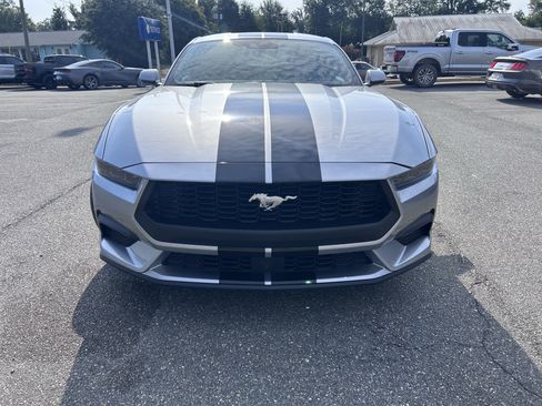 Certified 2025 Ford Mustang Coupe RWD image 2