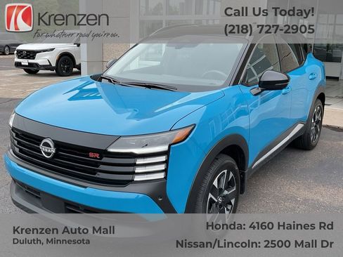 Used 2025 Nissan Kicks SR AWD/4WD image 1