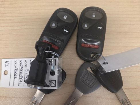 Used 2001 Honda S2000 image 27