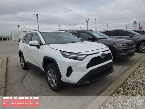 Used 2024 Toyota RAV4 XLE w/ Weather Package image 1
