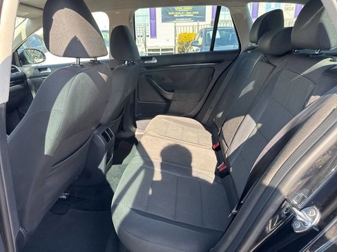 Used 2014 Volkswagen Jetta S image 10