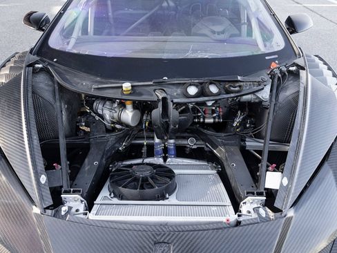 Used 2022 Lamborghini Huracan EVO RWD image 33