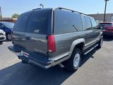 Used 1999 Chevrolet Suburban 2500 w/ Preferred Equipment Group 2 image 3