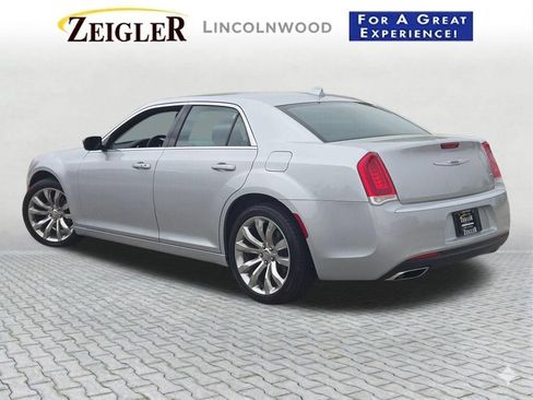 Used 2021 Chrysler 300 Touring w/ Chrome Appearance Package RWD image 15