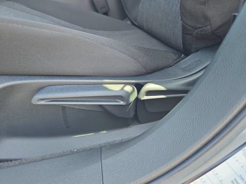 Certified 2025 Honda Accord LX image 16
