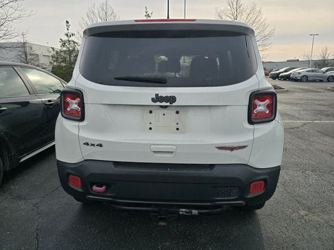 Used 2018 Jeep Renegade Trailhawk w/ Cold Weather Group II image 6