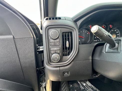 New 2026 Chevrolet Silverado 1500 Custom Trail Boss w/ Dark Appearance Package image 12