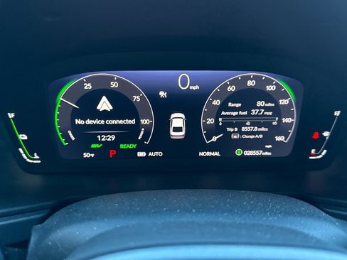 Used 2025 Honda Accord Sport image 9