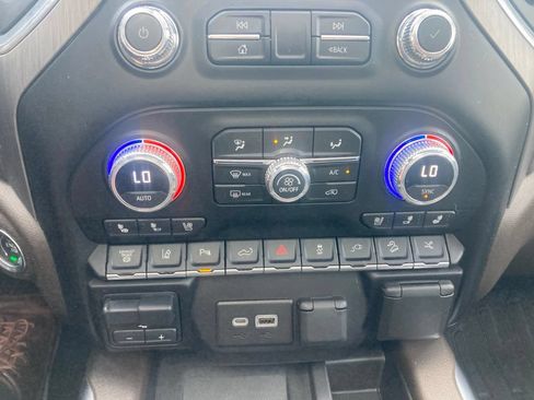 Certified 2023 GMC Sierra 2500 Denali AWD/4WD image 37