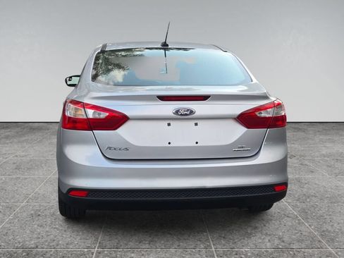 Used 2014 Ford Focus SE FWD image 32