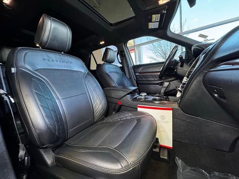 Used 2019 Ford Explorer Platinum image 55