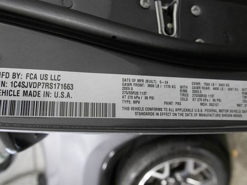 Used 2024 Jeep Wagoneer Series III image 44