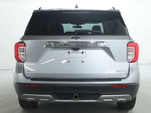 Used 2022 Ford Explorer XLT w/ Equipment Group 202A image 47