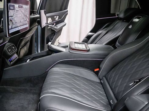 New 2026 Mercedes-Benz Maybach GLS 600 4MATIC image 18