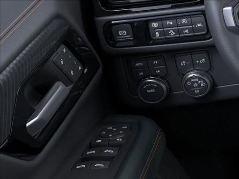 New 2025 GMC Yukon XL AT4 image 22