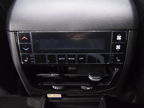 New 2026 Jeep Grand Cherokee L Limited AWD/4WD image 41