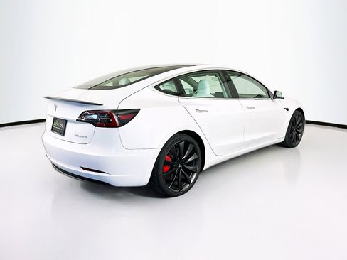 Used 2020 Tesla Model 3 Performance image 9