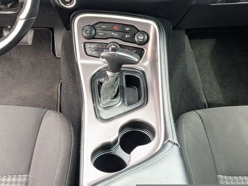 Used 2022 Dodge Challenger GT image 17