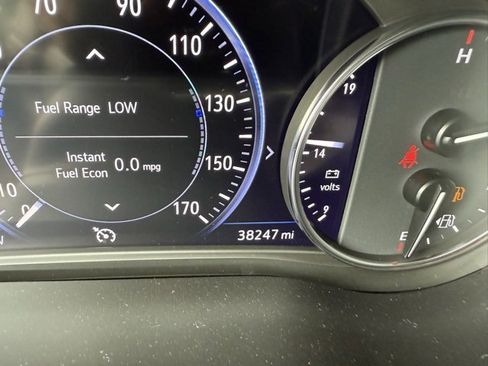 Used 2023 Buick Enclave Premium w/ Experience Buick Package image 16