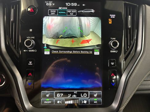 Used 2025 Subaru Outback Wilderness AWD/4WD image 15