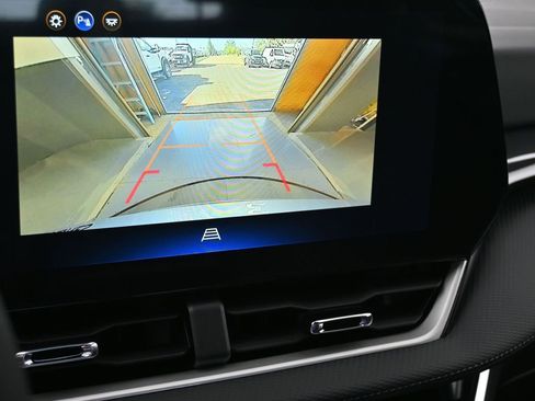 New 2026 Chevrolet Equinox LT w/ LPO, Floor Liner Package image 26