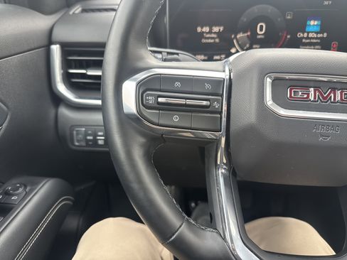 Used 2025 GMC Terrain Elevation image 18