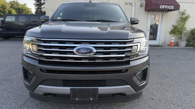 Used 2020 Ford Expedition XLT w/ Equipment Group 202A AWD/4WD image 2