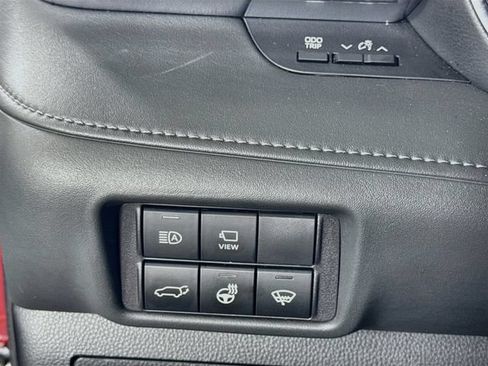 Used 2022 Toyota Highlander Platinum FWD image 10