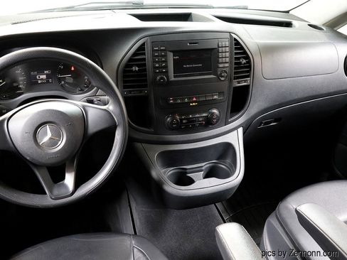 Used 2017 Mercedes-Benz Metris Passenger image 13