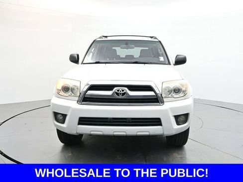 Used 2008 Toyota 4Runner SR5 image 2