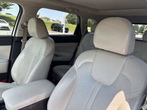 Used 2022 Kia Sorento EX w/ Panoramic Sunroof Package FWD image 20